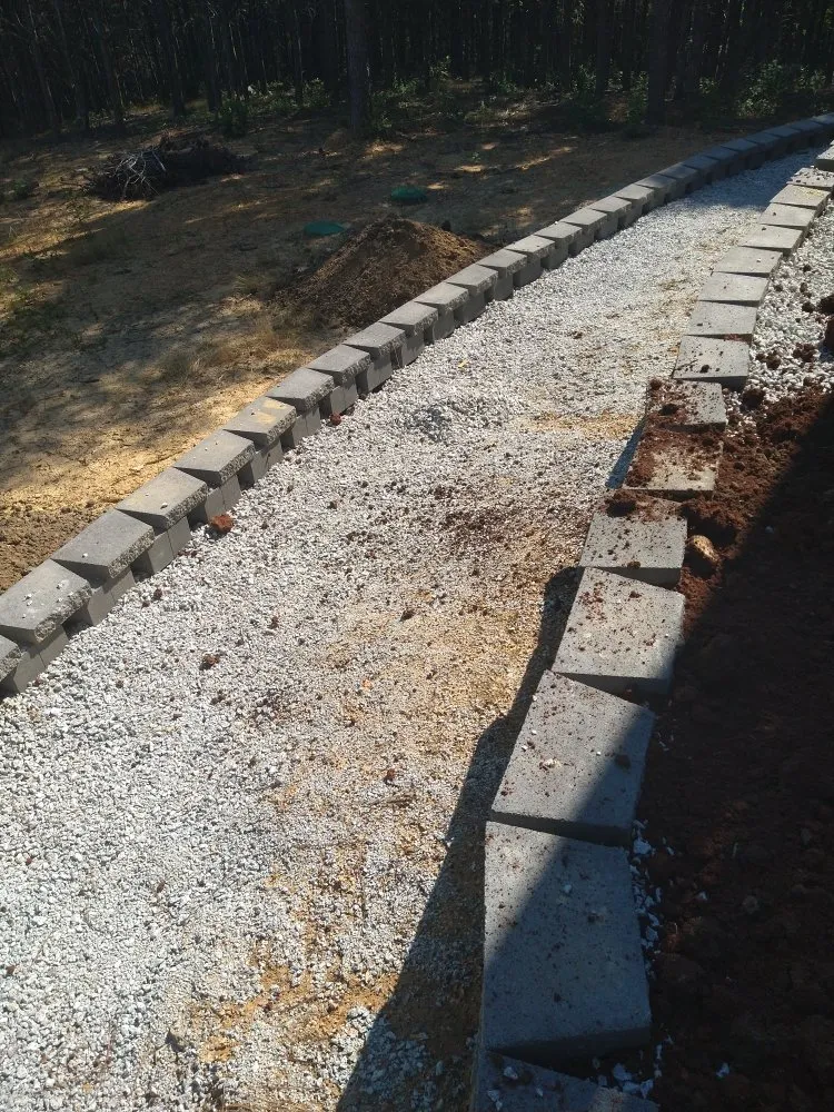 Local garden landscaping in Oxford, AL by Oxford Lawn Maintenance & Landscaping