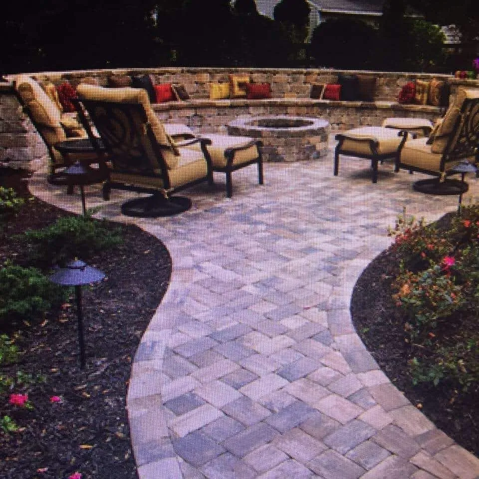 Expert outdoor landscaping for beautiful yards in Oxford, AL by Oxford Lawn Maintenance & Landscaping