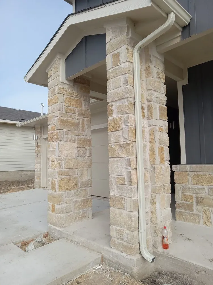 Reliable yard maintenance experts serving Cedar Creek, TX - Oxpro Custom Masonry