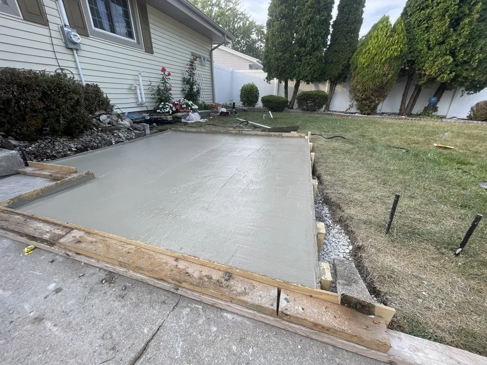 Professional garden landscaping near you across Grand Rapids, MI - Oxy Sense Landscaping