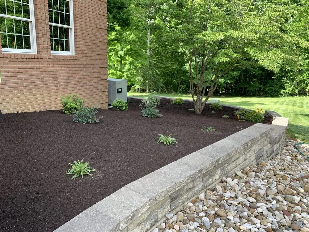 Trusted yard cleanup service experts serving Lexington, OH - Oyster Lawn Care