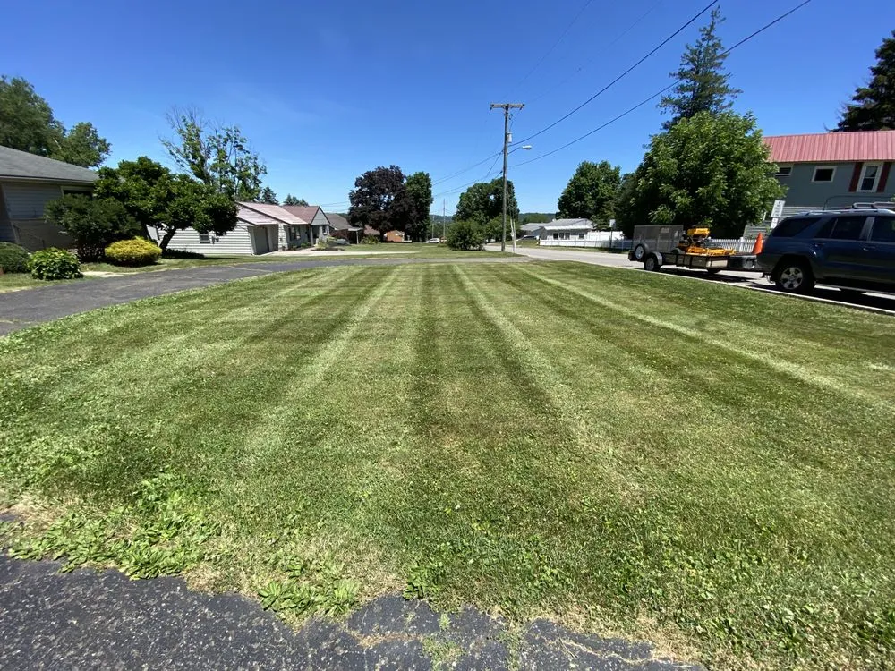 Local lawn mowing service near you across Lexington, OH - Oyster Lawn Care