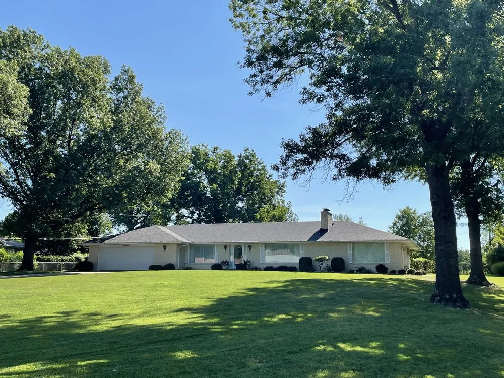 Professional outdoor landscaping experts serving Walker, MO - Ozark Lawn and Landscape