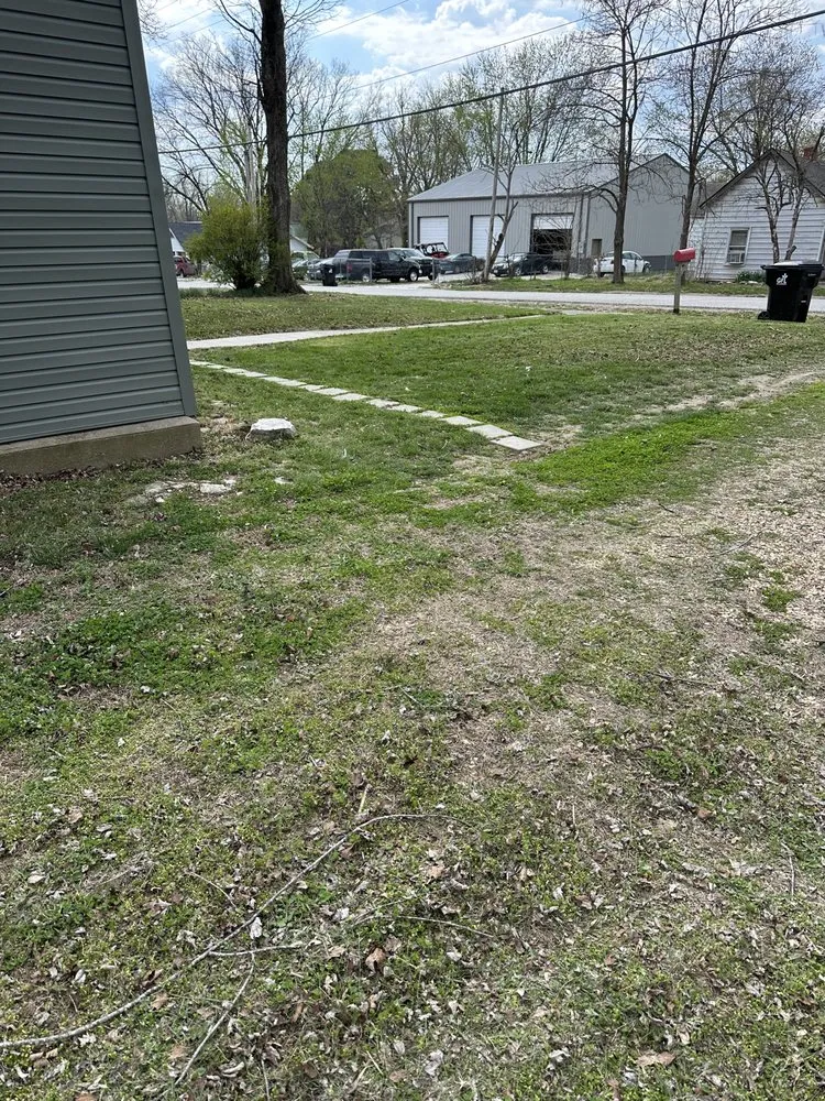 Expert yard maintenance in Sparta, MO by Ozarks Lawn Care