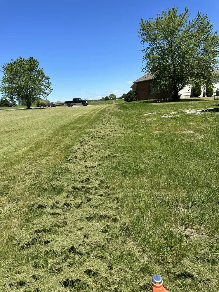 Top-rated lawn mowing service with custom design in Sparta, MO by Ozarks Lawn Care