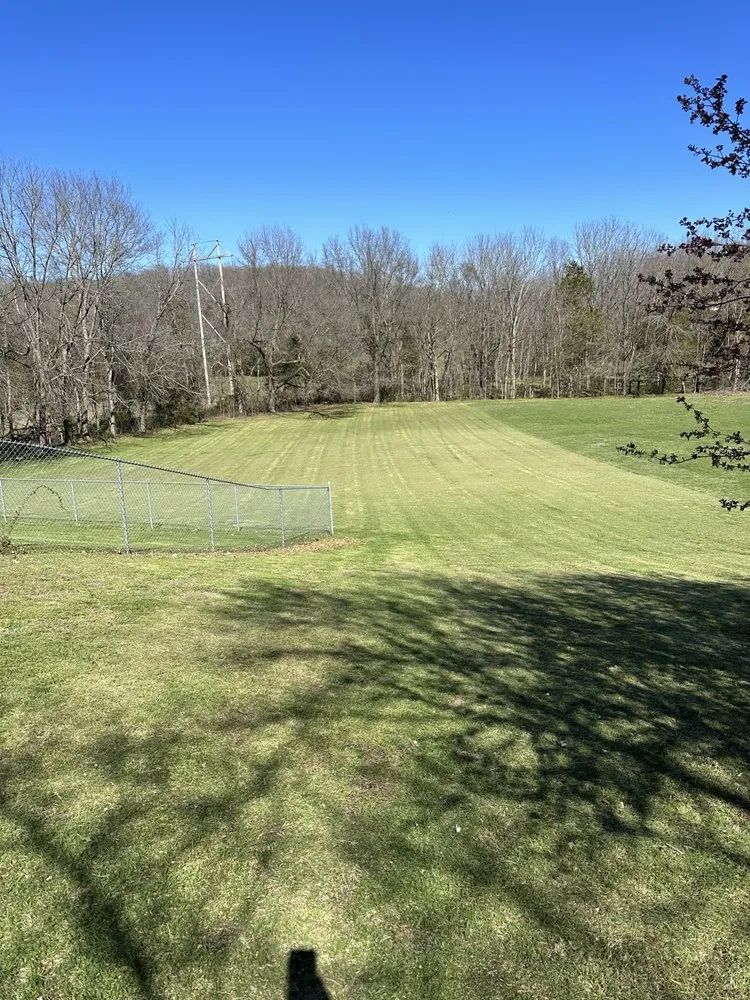 Expert lawn care service in Sparta, MO - Ozarks Lawn Care