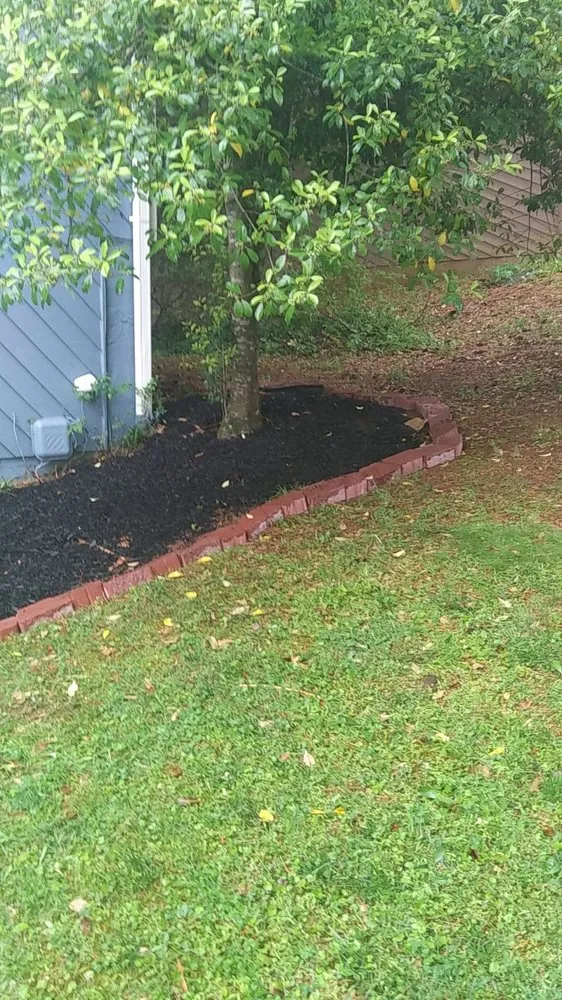 Professional lawn mowing service experts serving Marietta, GA - Ozzie Mowing