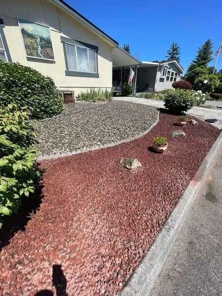 Professional garden landscaping experts serving Snohomish, WA - Ozzies outdoor services
