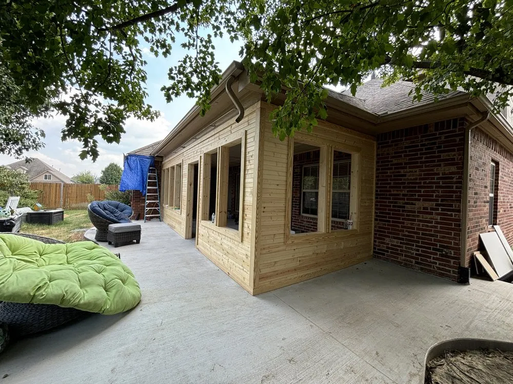 Top-rated residential landscaping for residential properties in Okmulgee, OK by Ozzy’s Landscape And construction