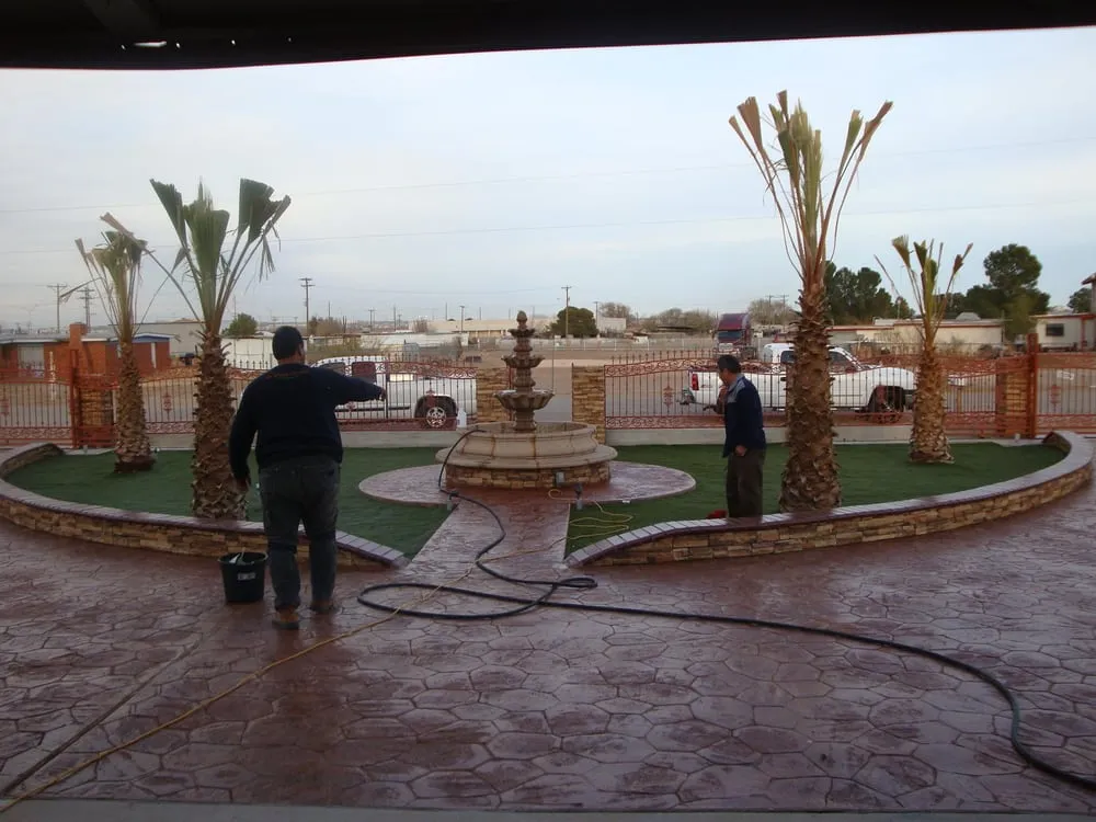 Custom residential landscaping for year-round maintenance across El Paso, TX - Ozzy's Landscaping & Construction