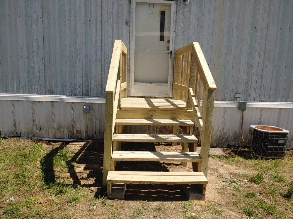 Professional landscaping services in Mathews, VA - P & H Enterprise