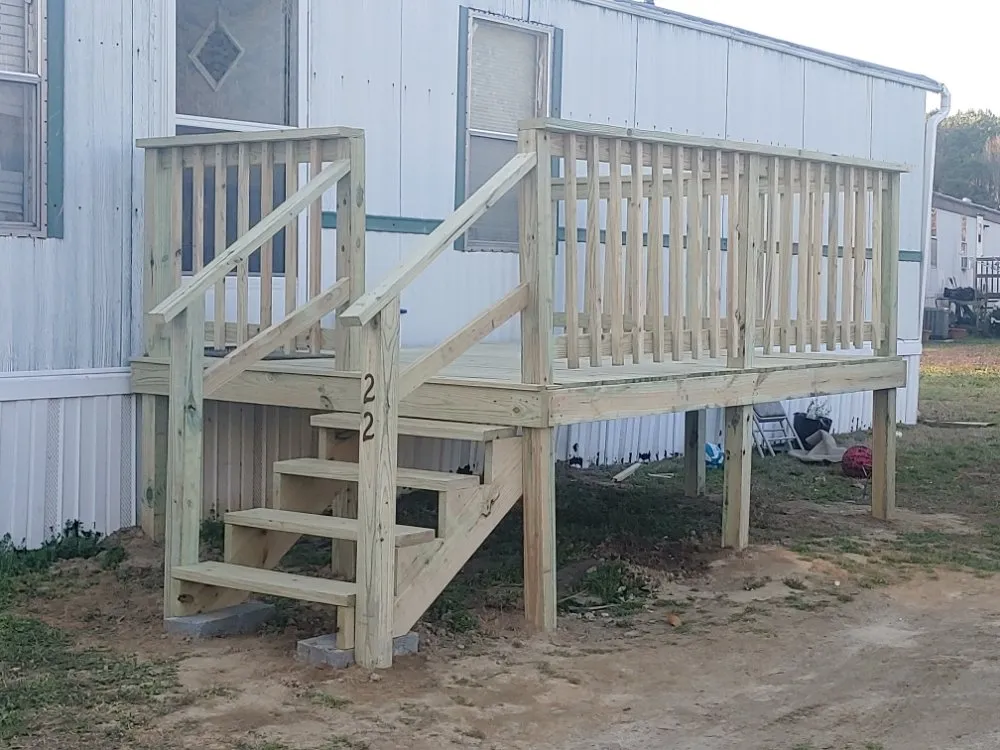 Professional lawn mowing service experts serving Mathews, VA - P & H Enterprise