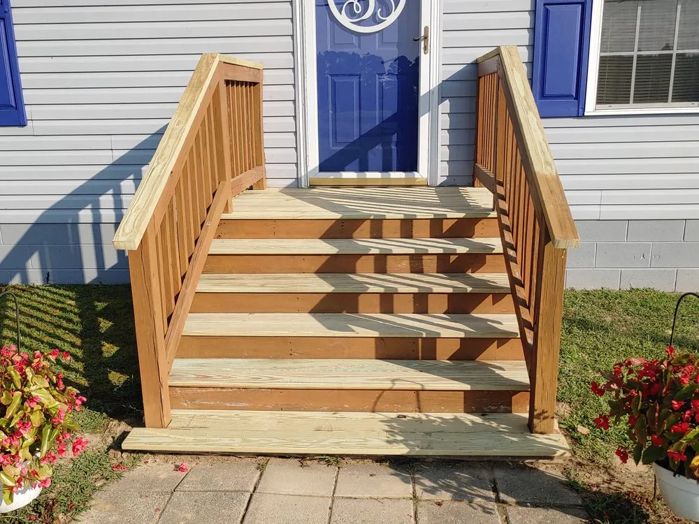 Custom landscaping services for beautiful yards in Mathews, VA by P & H Enterprise