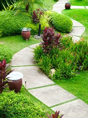 Top-rated yard cleanup service experts serving Lebanon, OH - P & J Lawn Service & Landscaping