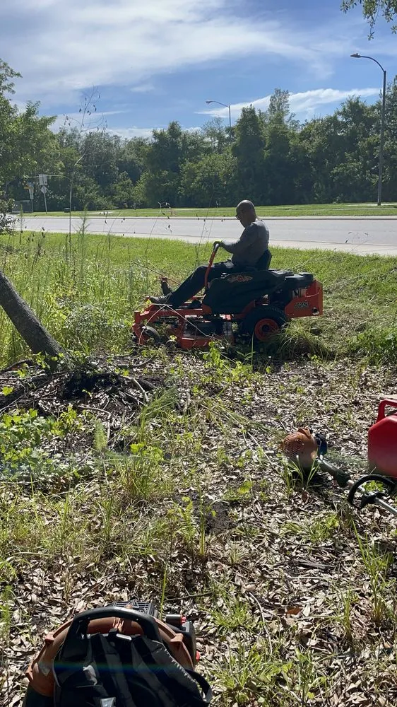 Custom lawn mowing service near you across St. Cloud, FL - P & R Multi Service