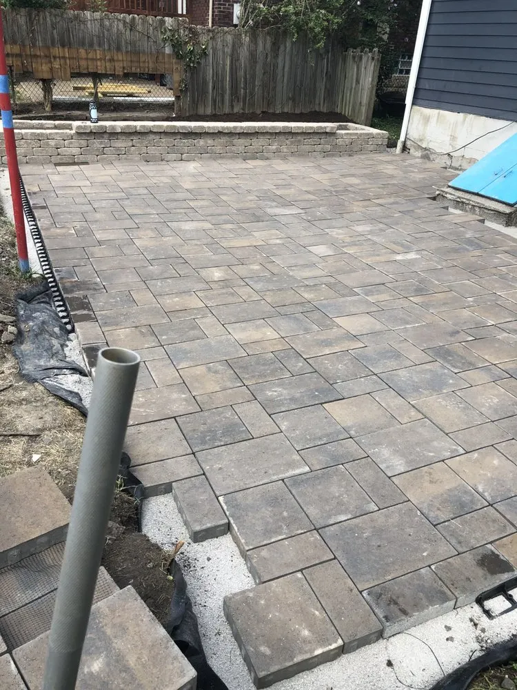 Professional landscape installation in Pittsburgh, PA - P & W Patios and Walls