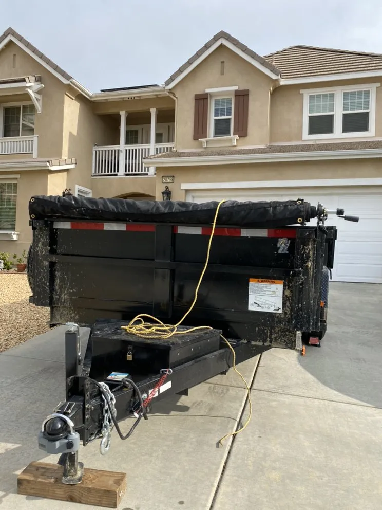 Expert yard cleanup service for residential properties in Rialto, CA by P. Crew Hauling