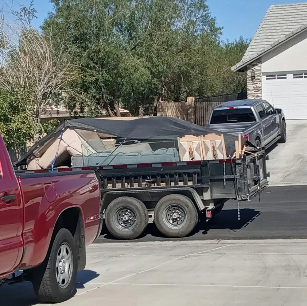 Local lawn mowing service in Rialto, CA - P. Crew Hauling