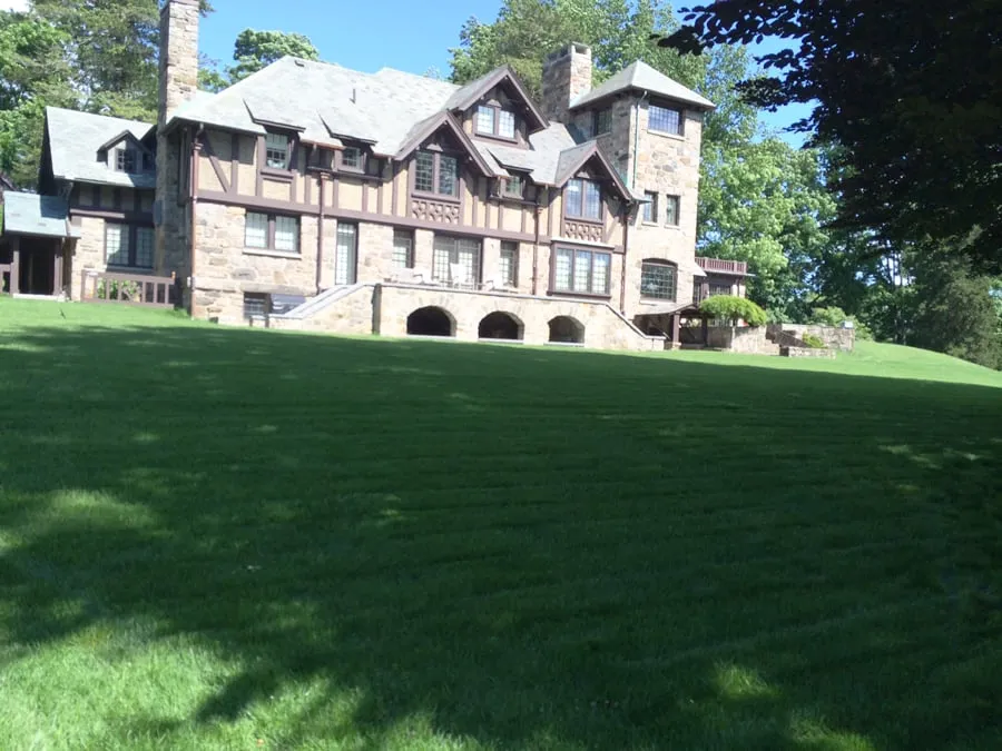 Professional yard maintenance near you in Port Chester, NY by P Fernandes Landscaping