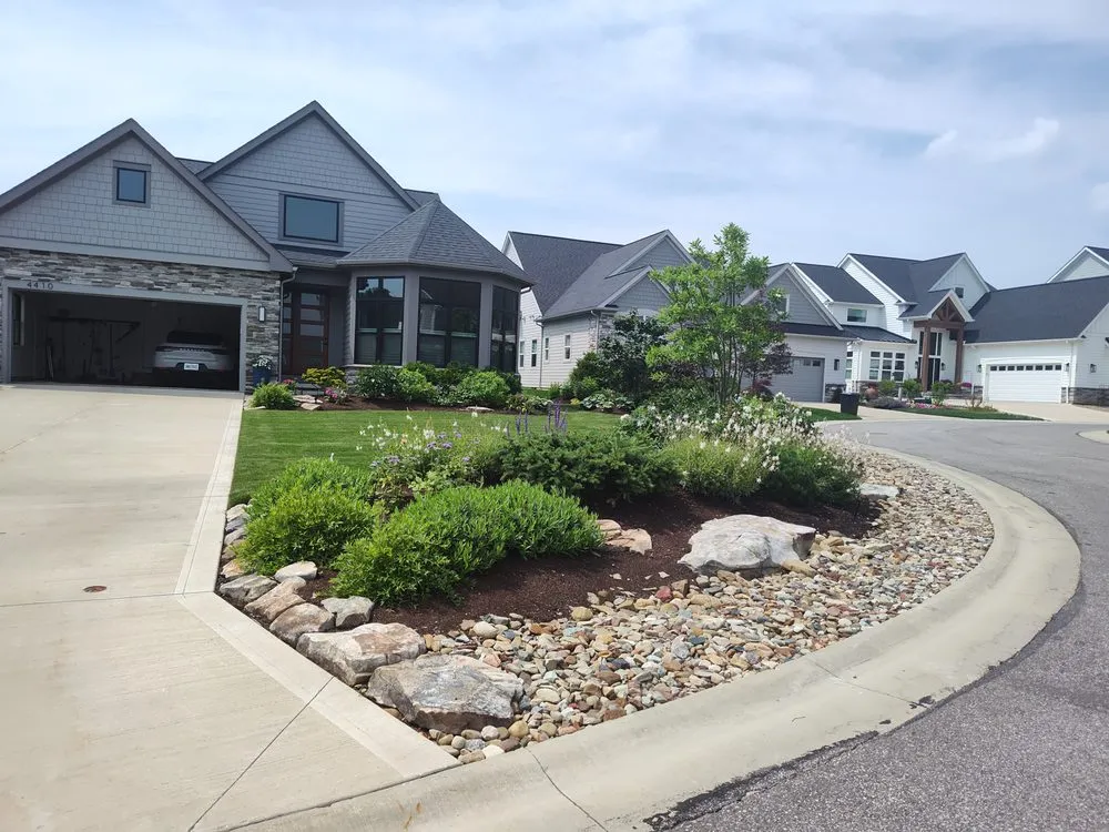 Trusted yard maintenance experts serving Chardon, OH - P Ianiro's Lawn & Garden