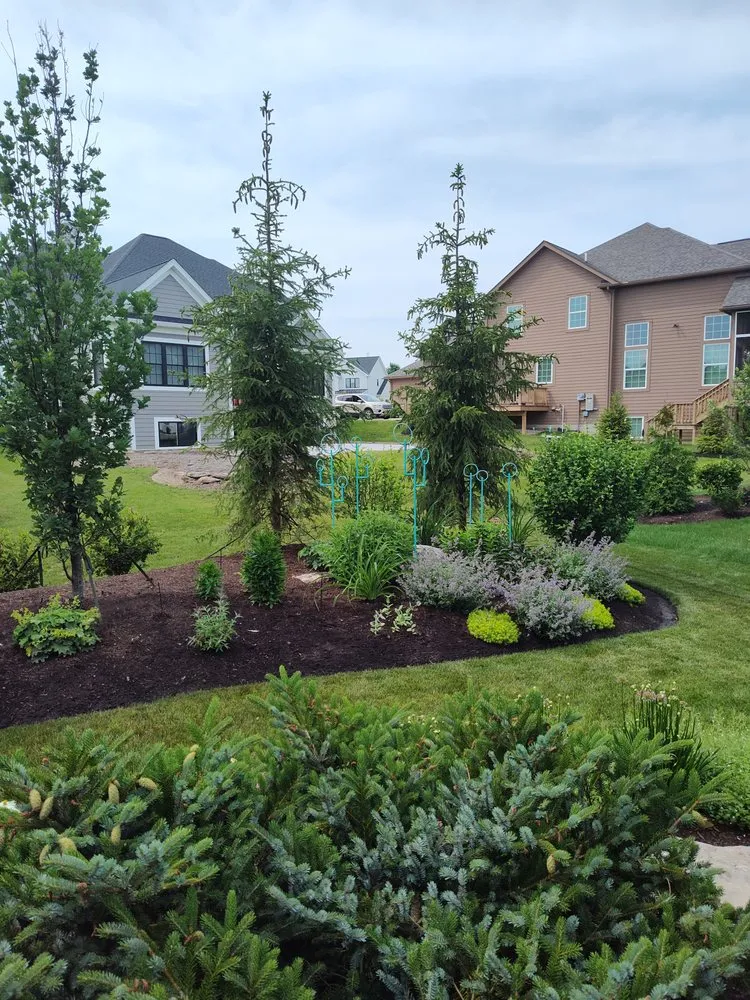 Professional outdoor landscaping in Chardon, OH by P Ianiro's Lawn & Garden