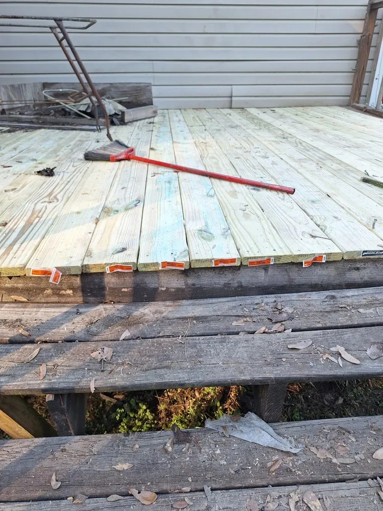 Expert yard cleanup service for year-round maintenance across Hapeville, GA - P J Mobile Detail