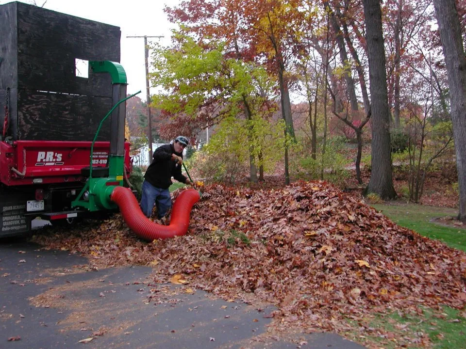 Top-rated landscaping services experts serving La Porte, IN - P. R.'s Lawn Care