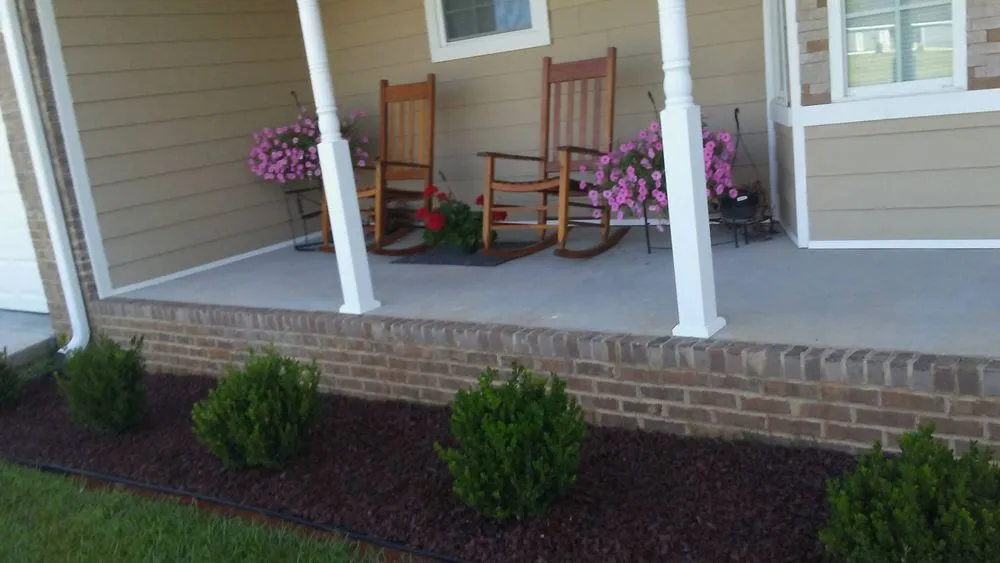 Local yard cleanup service in Albany, GA by P Thomas Handyman Services