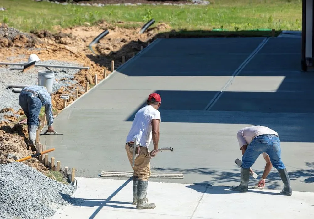 Affordable lawn mowing service experts serving Eagle Mountain, UT - P7 Concrete & Landscaping