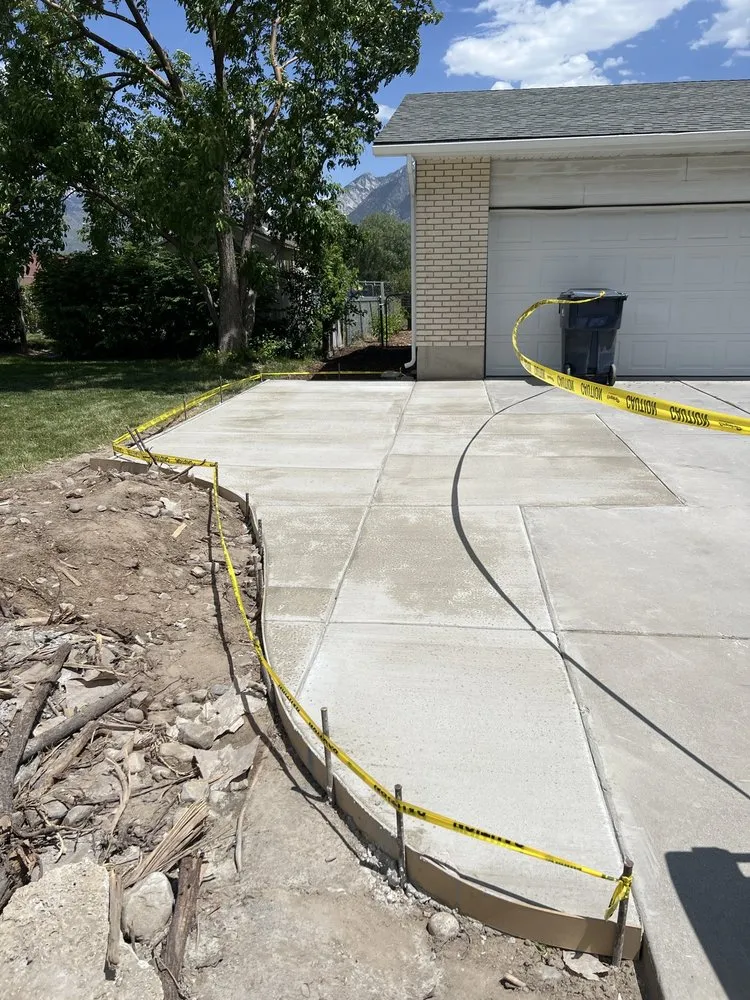 Expert landscaping services experts serving Eagle Mountain, UT - P7 Concrete & Landscaping