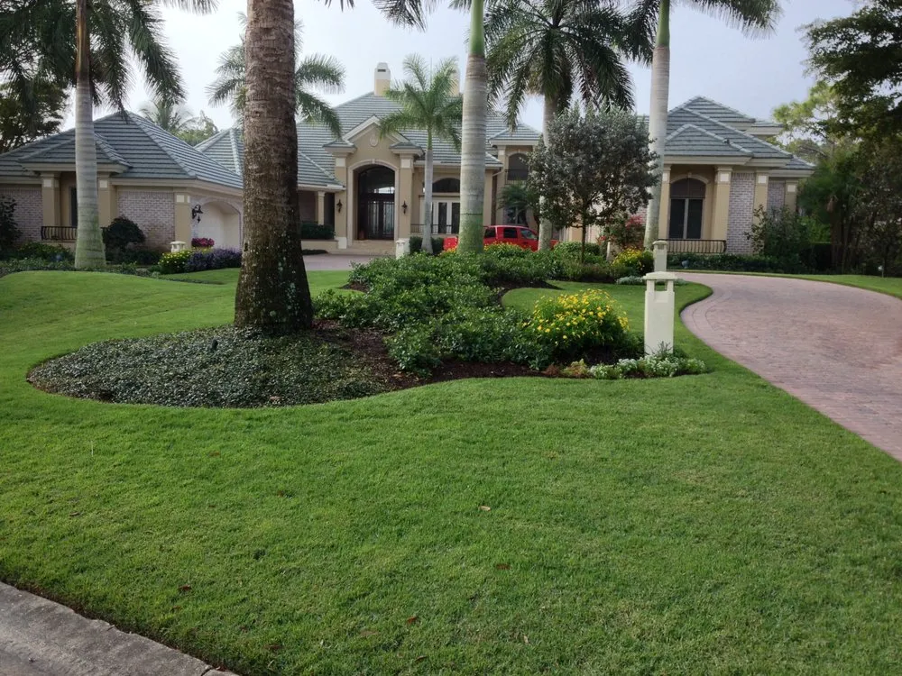 Local landscape design in Bonita Springs, FL by Pablo Esteban Lawn Care