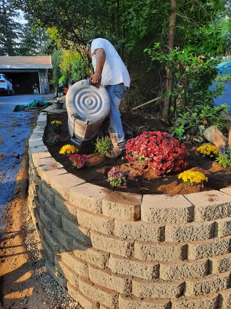 Professional landscaping services for year-round maintenance across Bremerton, WA - Pablo Landscaping