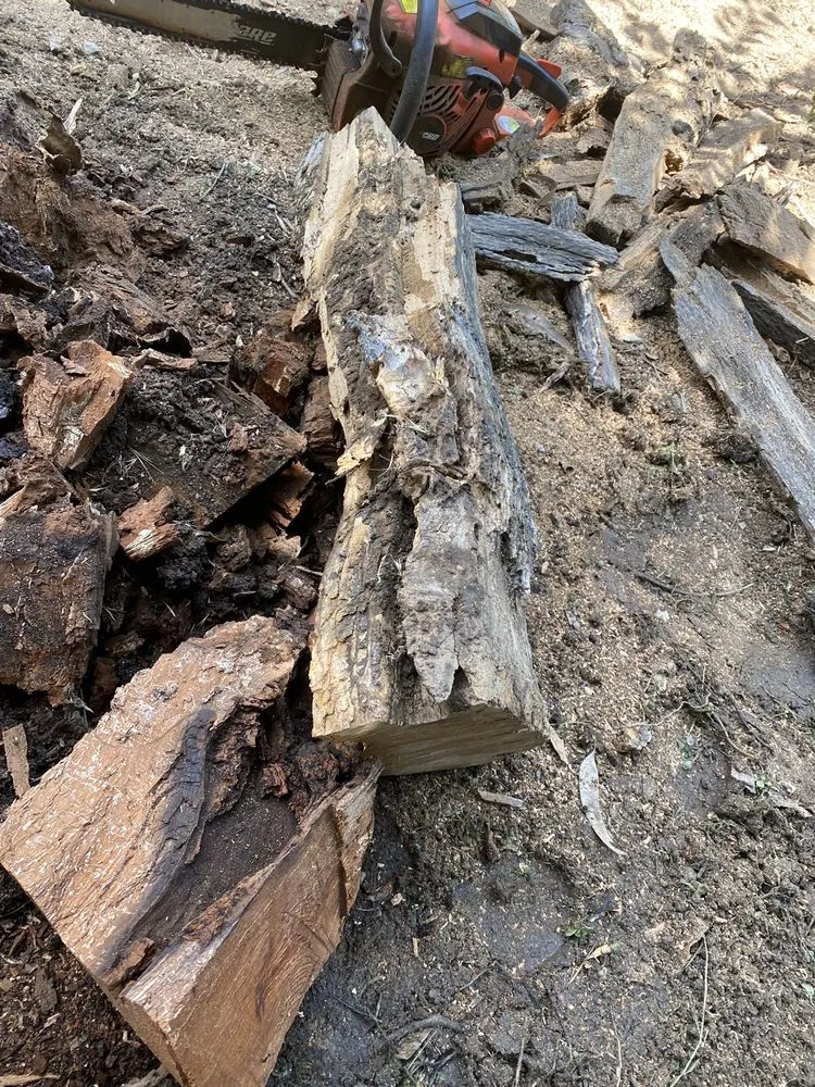 Custom lawn mowing service in Riverside, CA - Pablo Landscaping