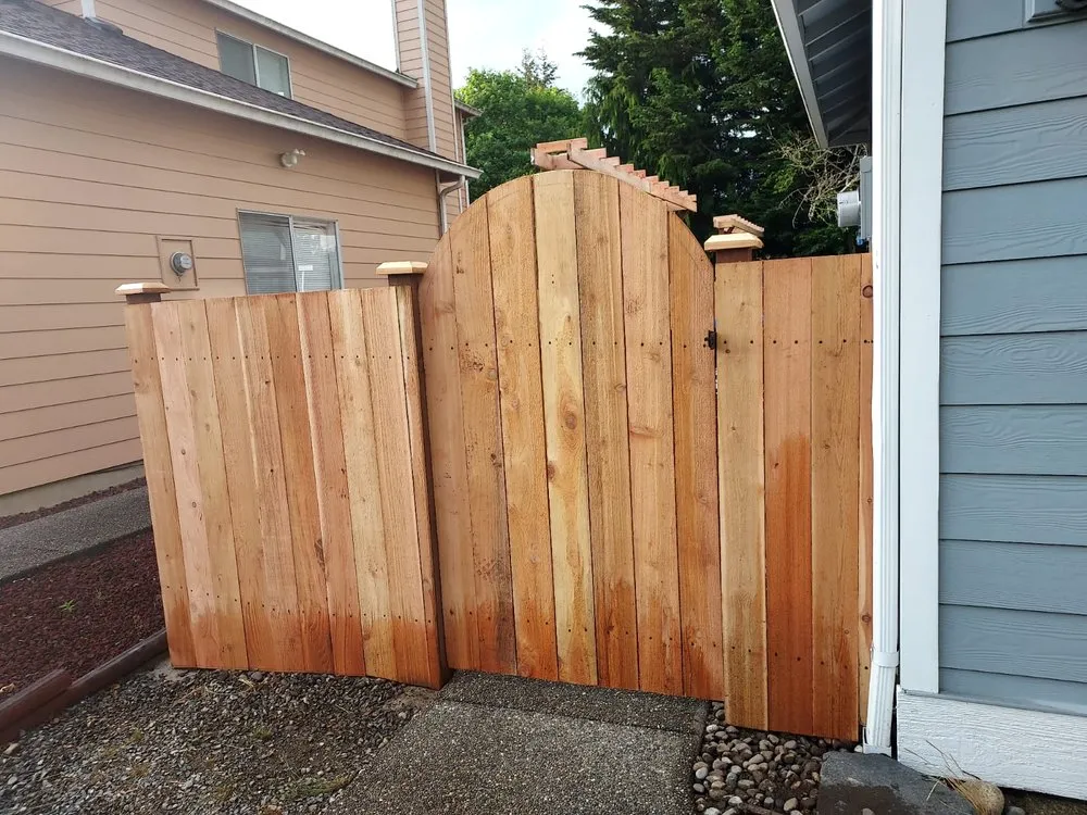 Custom landscape installation for year-round maintenance in Shelton, WA by Pablo Landscaping