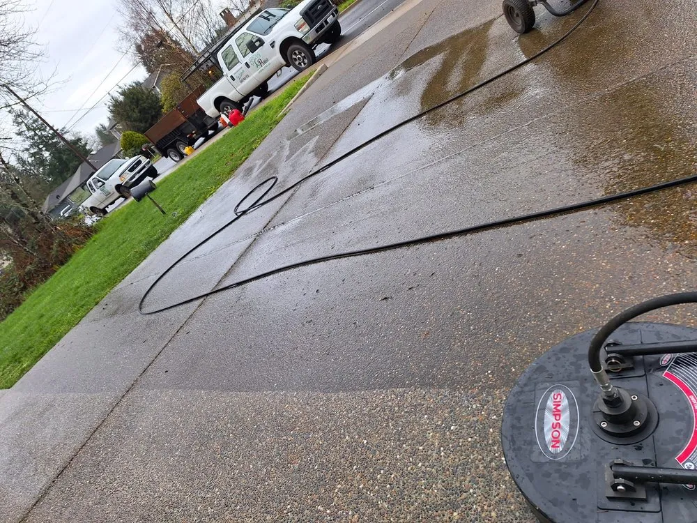 Custom outdoor landscaping in Shelton, WA by Pablo Landscaping