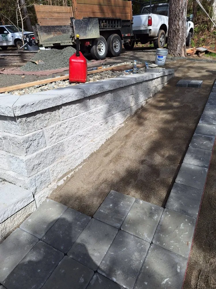 Expert outdoor landscaping for beautiful yards across Shelton, WA - Pablo Landscaping