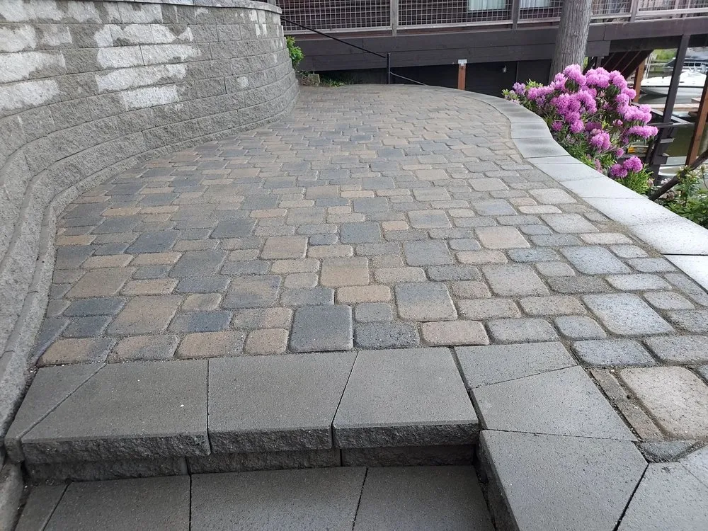 Affordable landscaping services in Shelton, WA by Pablo Landscaping