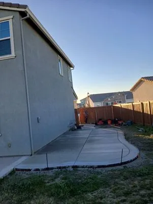 Pablo Landscaping Logo