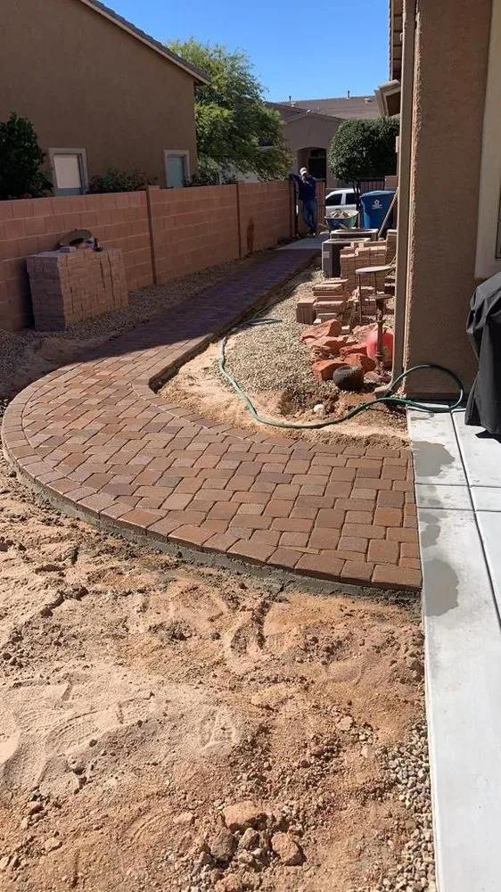 Reliable yard cleanup service in Tucson, AZ by Pablo Ornelas Landscaping
