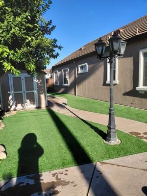 Pablo's J Landscaping Logo