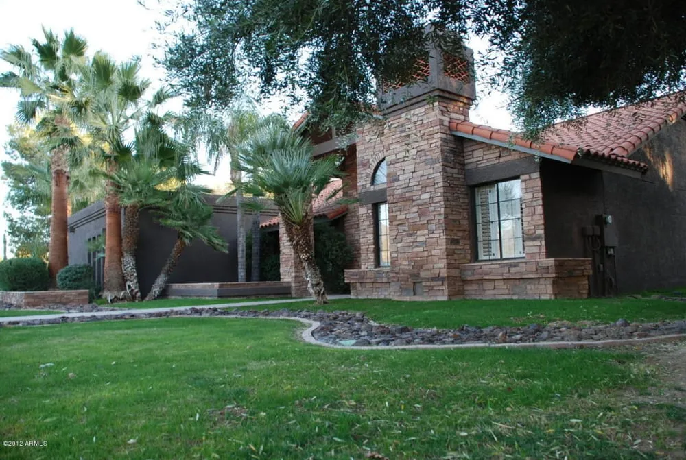 Local outdoor landscaping experts serving Phoenix, AZ - Pablo's Landscape & Tree Service, LLC