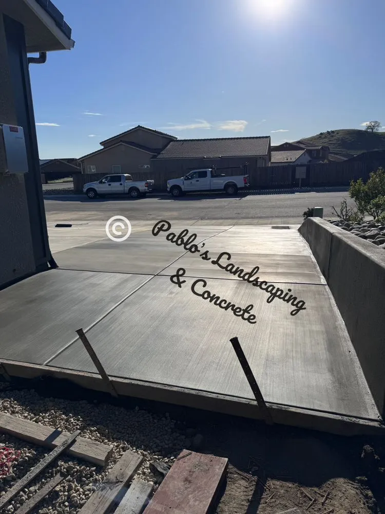 Expert lawn care service in Clovis, CA by Pablo’s Landscaping & Concrete