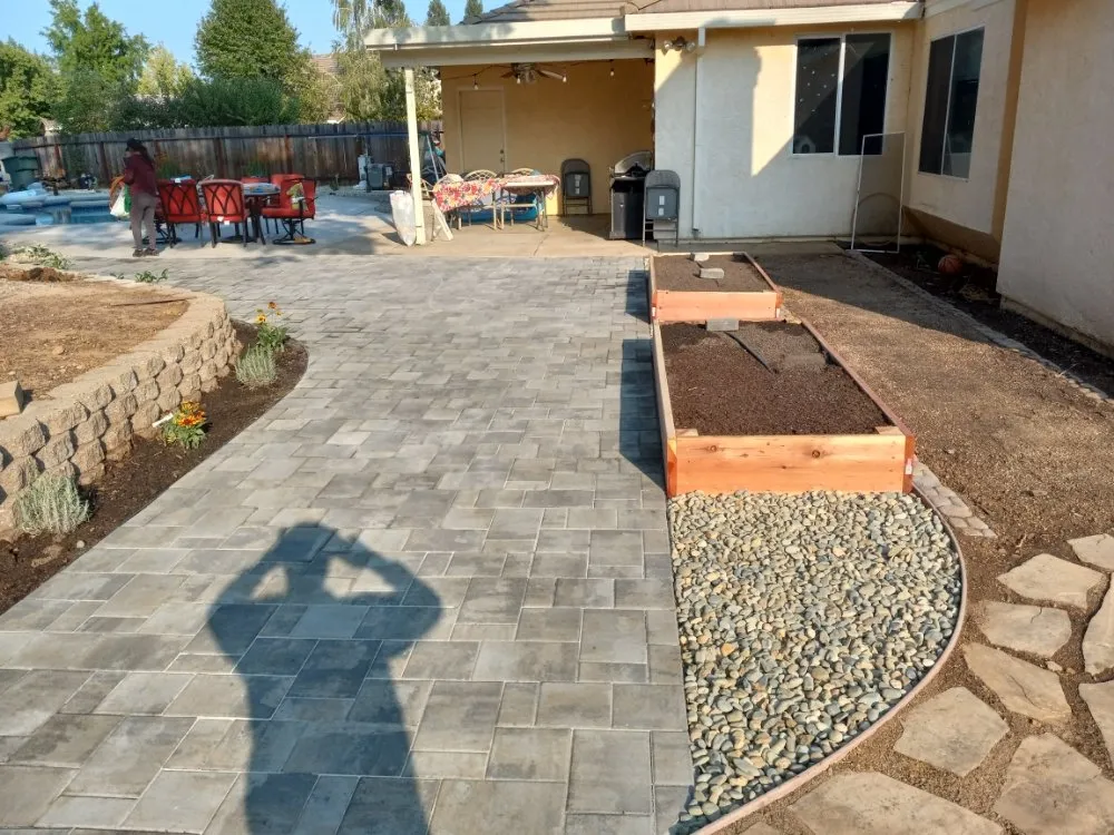 Local lawn mowing service for homes in West Sacramento, CA by Pablos landscaping services