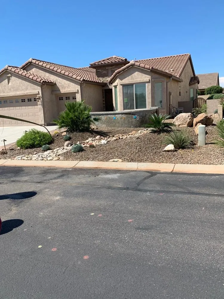 Custom yard cleanup service experts serving Tucson, AZ - Pablo's Landscaping