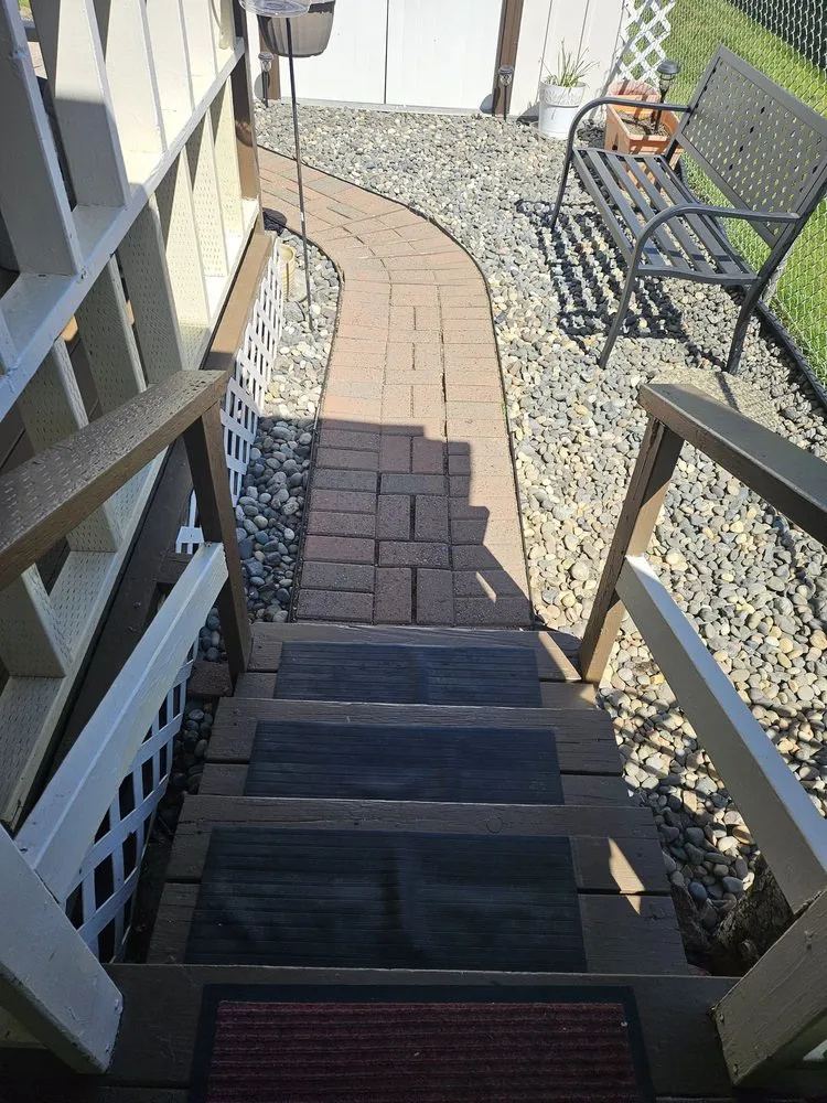 Top-rated landscape installation in Milton-Freewater, OR by Pablo's Lawn Service