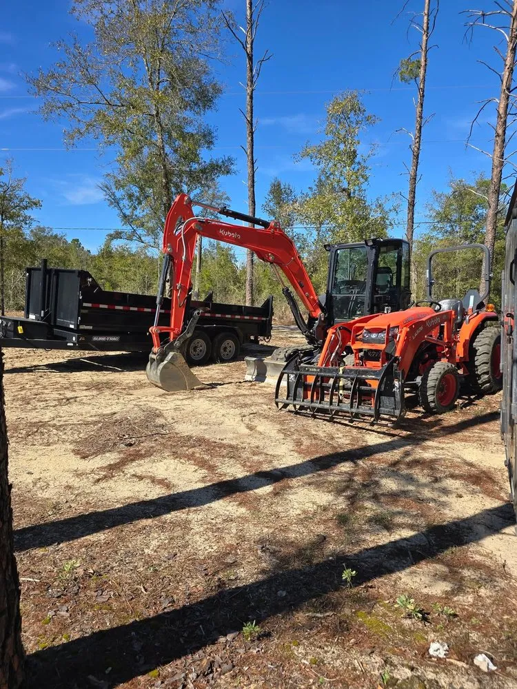 Custom landscaping services experts serving Chipley, FL - Pace Land Svc