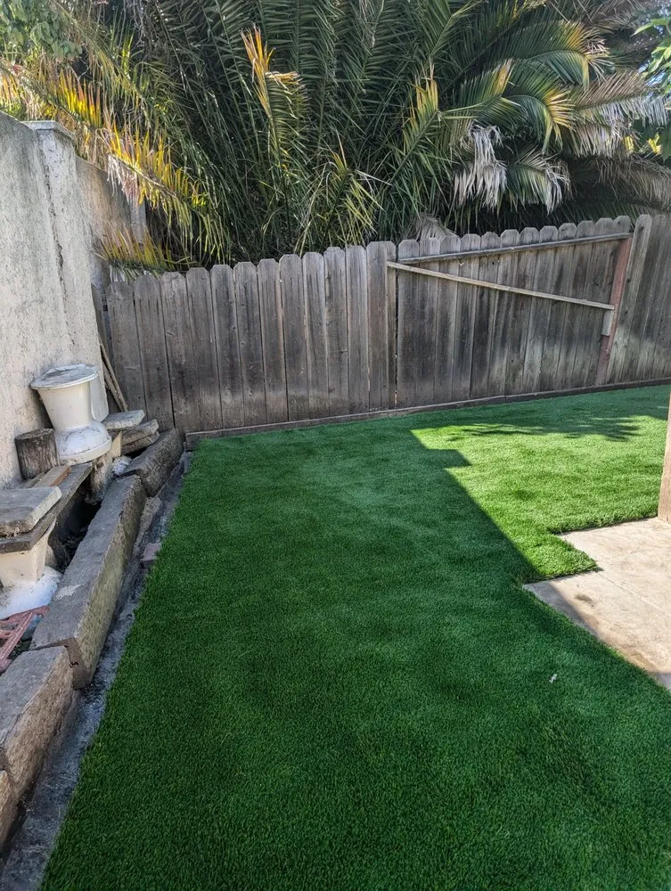 Custom garden landscaping for homes across Brentwood, CA - Pacheco & Son's Landscaping