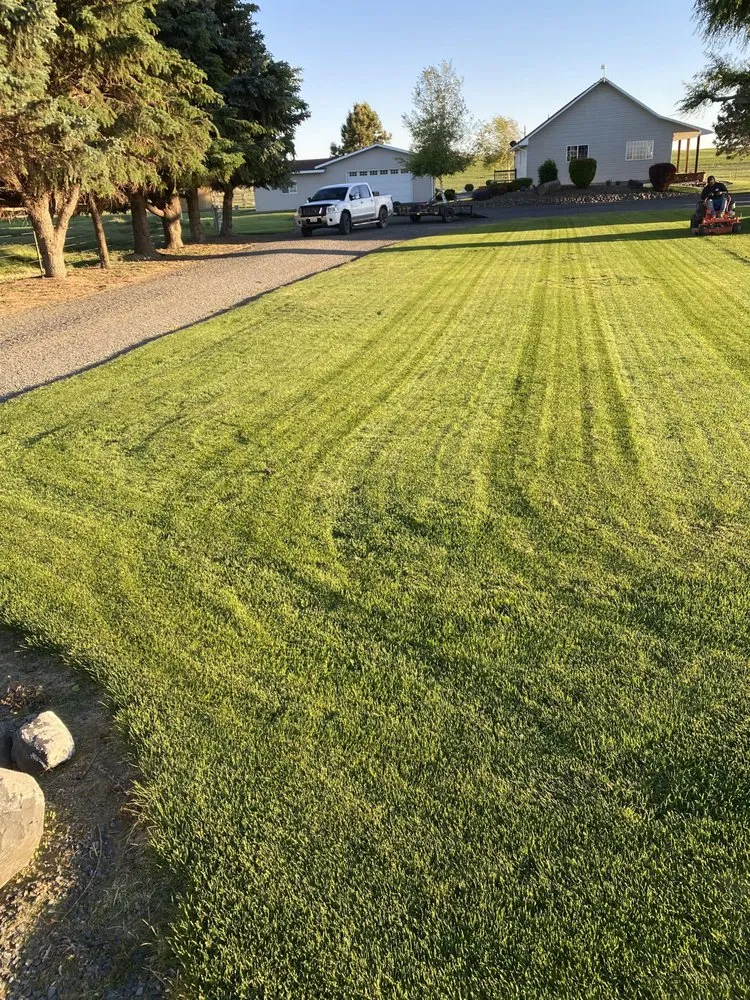 Local garden landscaping in Moses Lake, WA by Pacheco’s Lawn Care & Fencing