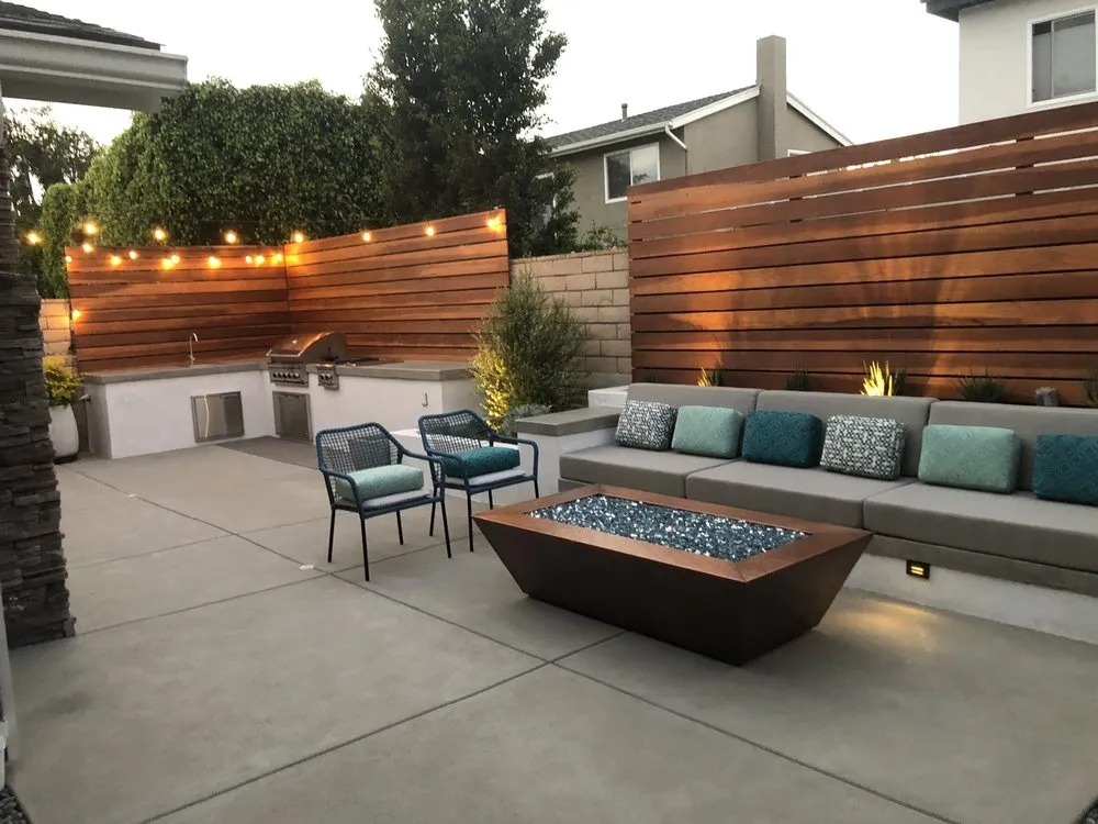 Custom outdoor landscaping in Huntington Beach, CA by Pacific Breeze Building Solutions