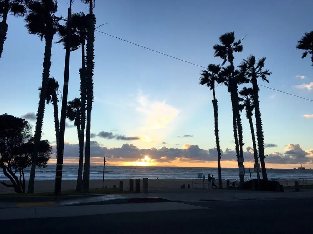 Expert lawn mowing service near you in Huntington Beach, CA by Pacific Coast Gardenscapes